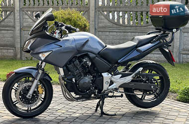 Мотоцикл Спорт-туризм Honda CBF 600S 2005 в 