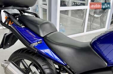 Мотоцикл Спорт-туризм Honda CBF 600S 2004 в 