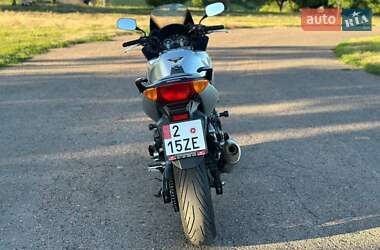 Мотоцикл Спорт-туризм Honda CBF 600S 2005 в 