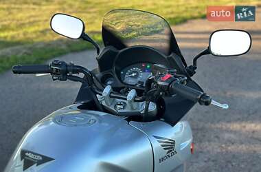 Мотоцикл Спорт-туризм Honda CBF 600S 2005 в 