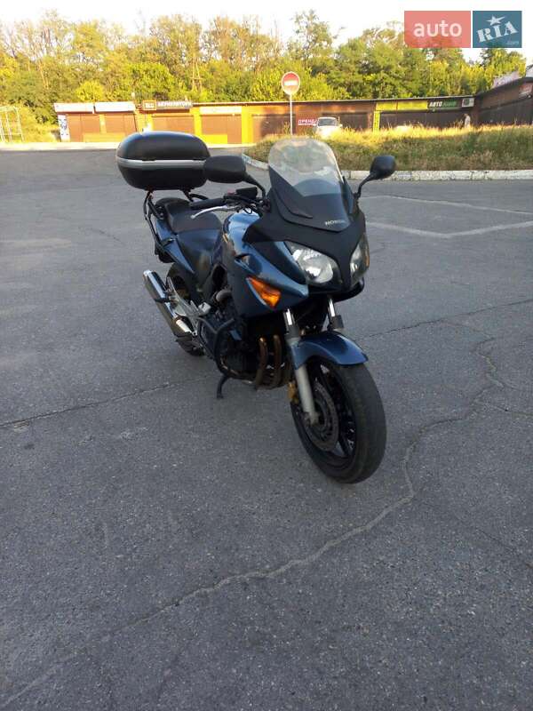 Мотоцикл Спорт-туризм Honda CBF 600S 2004 в Запорожье