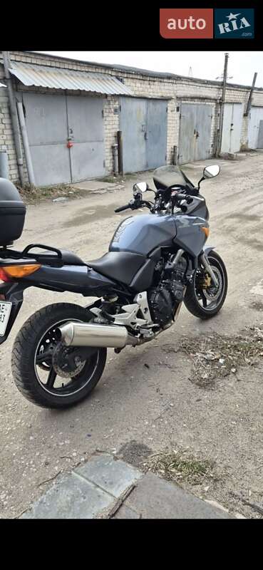 Honda CBF 600S 2004