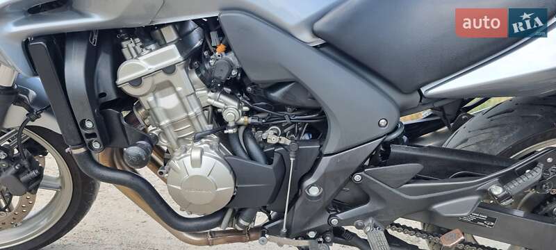 Мотоцикл Спорт-туризм Honda CBF 600SA 2008 в Пятихатках фото 9 Мотоцикл Спорт-туризм Honda CBF 600SA 2008 в Пятихатках