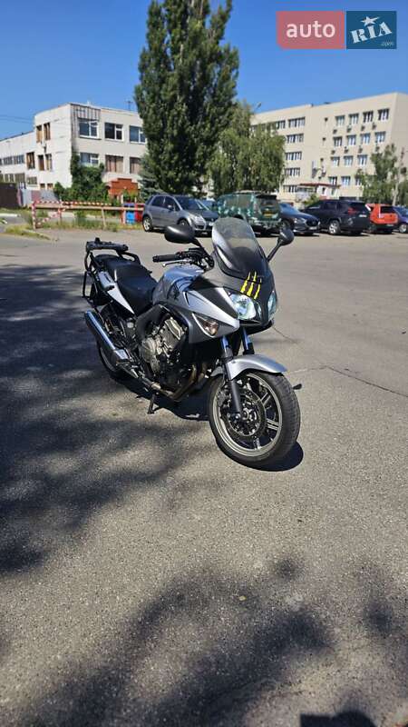 Honda CBF 600SA 2008