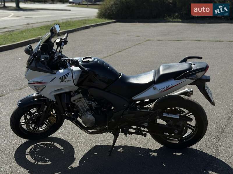 Мотоцикл Спорт-туризм Honda CBF 600SA 2010 в Кривому Розі фото 19 Мотоцикл Спорт-туризм Honda CBF 600SA 2010 в Кривому Розі