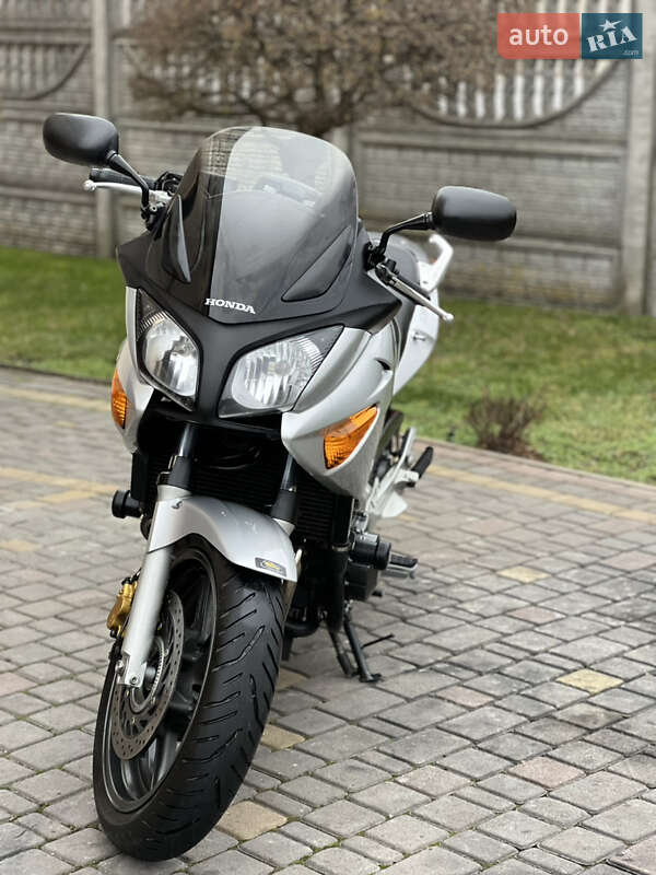 Мотоцикл Спорт-туризм Honda CBF 600SA 2004 в Буске