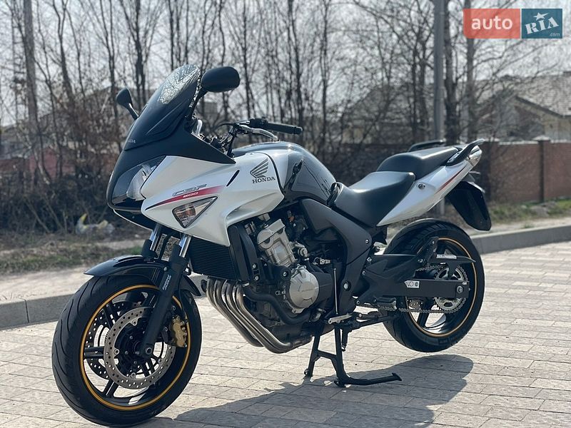 Honda CBF 600SA 2010