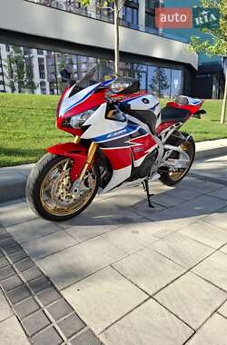 Спортбайк Honda CBR 1000RR 2014 в Києві