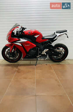 Спортбайк Honda CBR 1000RR 2012 в 