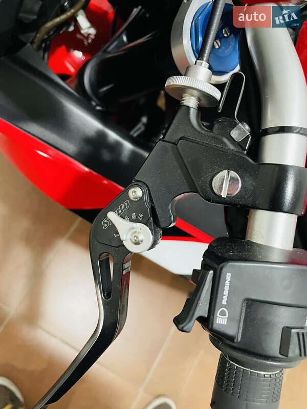 Спортбайк Honda CBR 1000RR 2012 в Києві