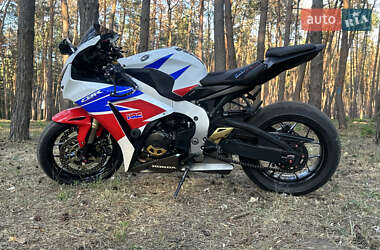 Спортбайк Honda CBR 1000RR 2012 в Кропивницком