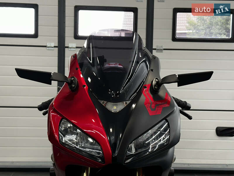 Спортбайк Honda CBR 1000RR 2007 в Киеве фото 7 Спортбайк Honda CBR 1000RR 2007 в Киеве