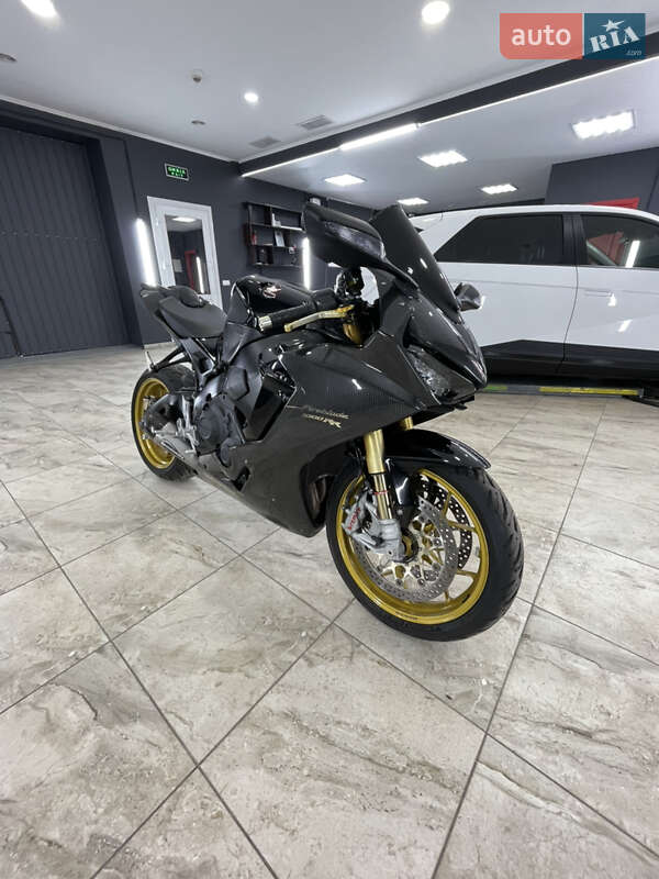 Спортбайк Honda CBR 1000RR 2017 в Кривом Роге