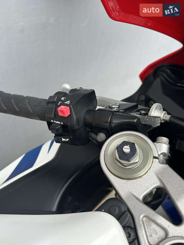 Спортбайк Honda CBR 1000RR 2008 в Ніжині