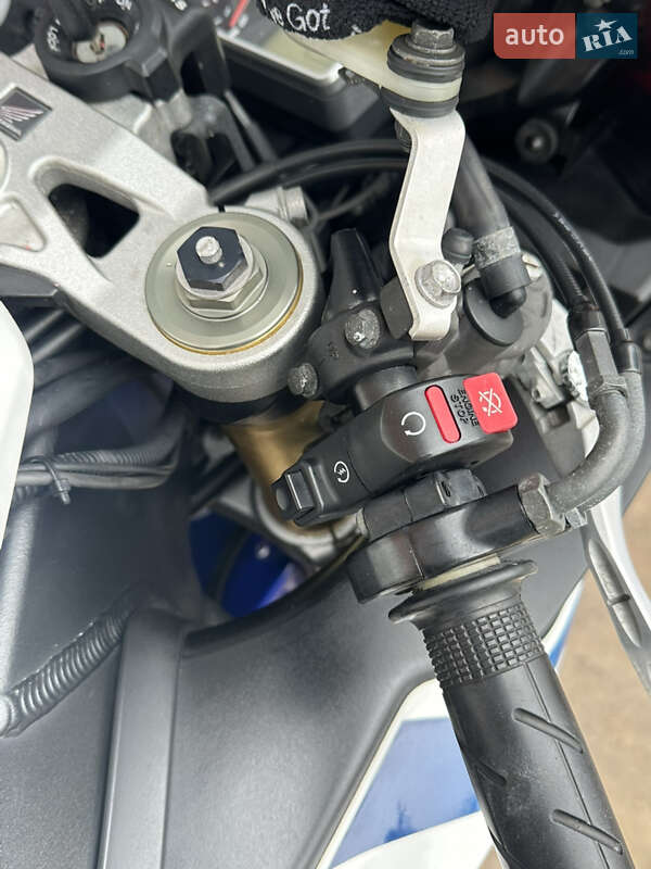 Спортбайк Honda CBR 1000RR 2008 в Ніжині