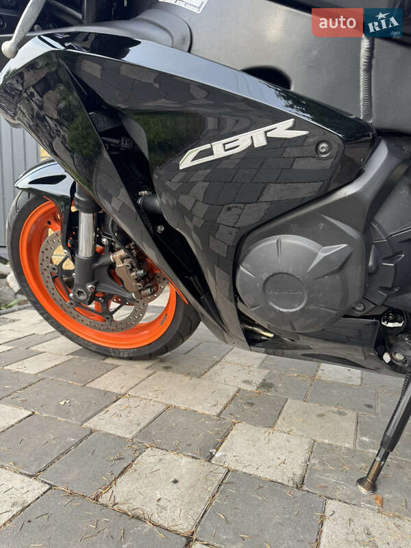 Спортбайк Honda CBR 1000RR 2008 в Новомосковську