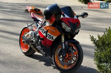 Спортбайк Honda CBR 1000RR 2008 в Новомосковську