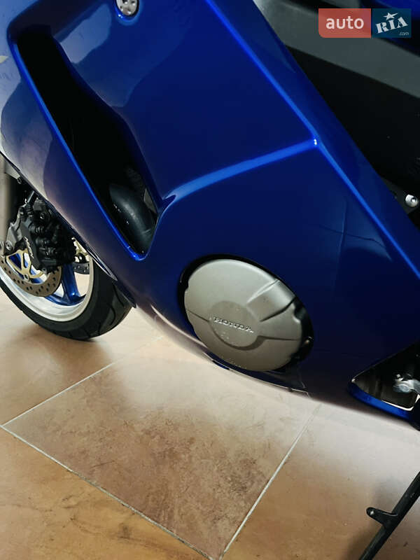 Мотоцикл Спорт-туризм Honda CBR 1100XX Blackbird 2003 в Києві