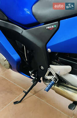 Мотоцикл Спорт-туризм Honda CBR 1100XX 2001 в 