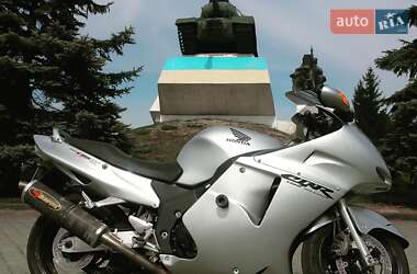 Мотоцикл Спорт-туризм Honda CBR 1100XX 2001 в 