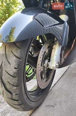 Спортбайк Honda CBR 1100XX 2001 в 