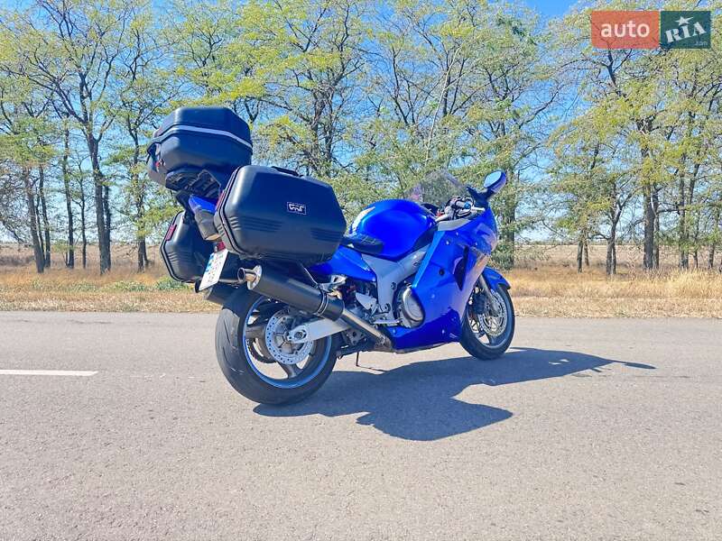 Спортбайк Honda CBR 1100XX 2000 в Татарбунарах