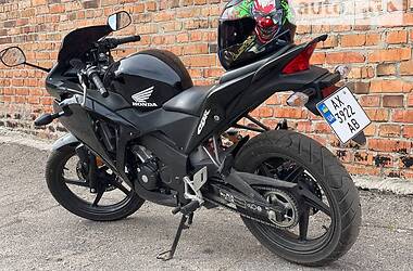 Спортбайк Honda CBR 125R 2013 в Харькове