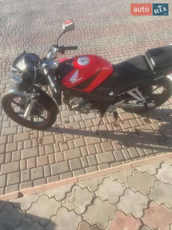 Мопеды Honda CBR 125R 2004 в 