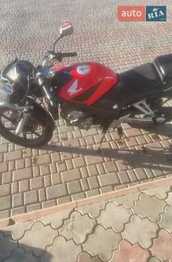 Мопеды Honda CBR 125R 2004 в 