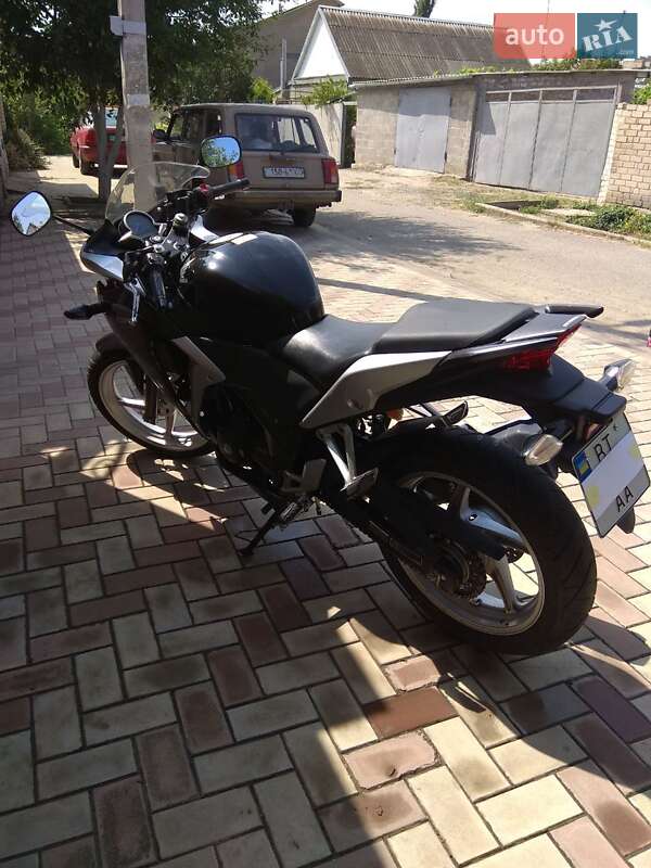 Спортбайк Honda CBR 250R 2012 в Херсоне фото 2 Спортбайк Honda CBR 250R 2012 в Херсоне