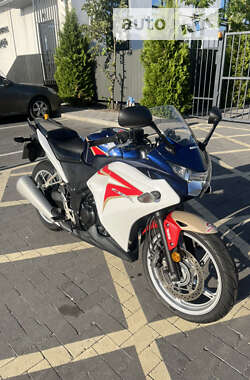 Спортбайк Honda CBR 250R 2012 в Крюківщині