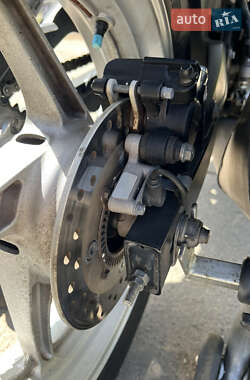 Мотоцикл Спорт-туризм Honda CBR 250R 2011 в 