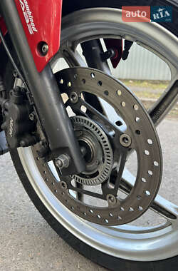 Мотоцикл Спорт-туризм Honda CBR 250R 2011 в 