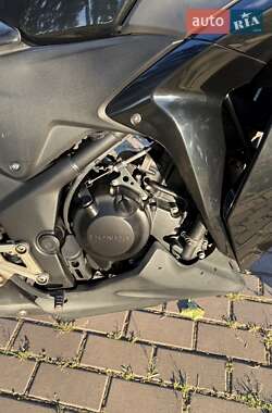 Спортивные снегоходы Honda CBR 250R 2012 в 