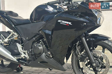 Спортбайк Honda CBR 250R 2013 в 