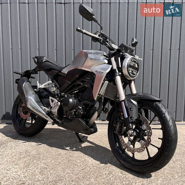 Honda CBR 250R 2019