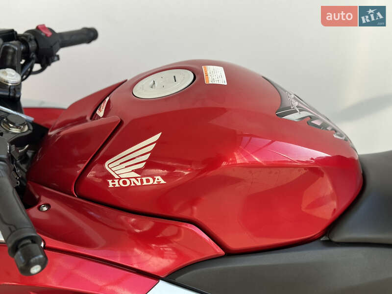 Спортбайк Honda CBR 250R 2015 в Киеве