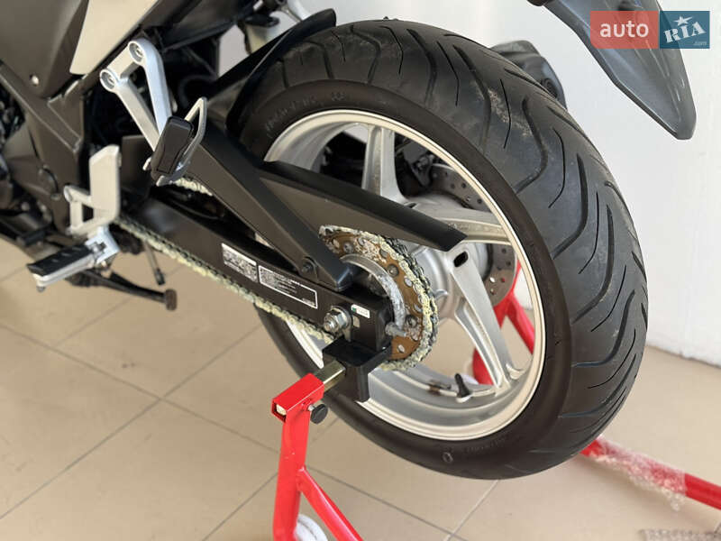 Спортбайк Honda CBR 250R 2015 в Киеве