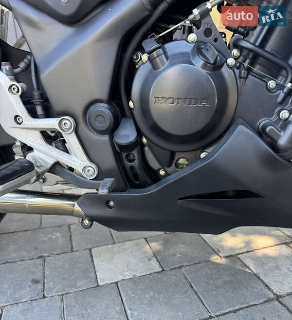 Спортбайк Honda CBR 250R 2013 в Дніпрі фото 10 Спортбайк Honda CBR 250R 2013 в Дніпрі