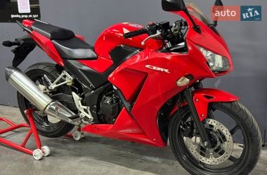 Спортбайк Honda CBR 250R 2016 в Киеве