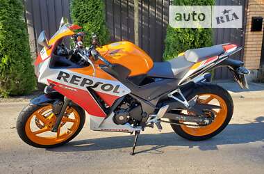Мотоцикл Классик Honda CBR 300RA 2015 в Буче
