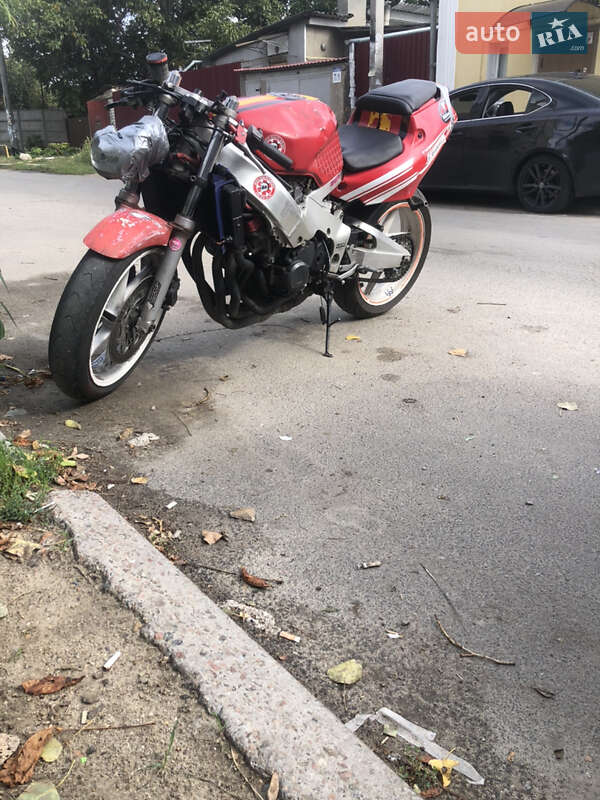Спортбайк Honda CBR 400F 1999 в Одессе