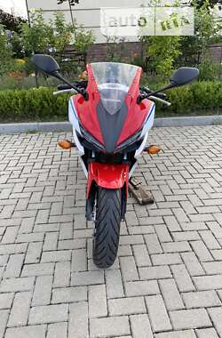 Мотоцикл Спорт-туризм Honda CBR 400R 2016 в 