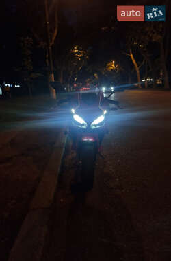 Спортбайк Honda CBR 400R 2021 в 