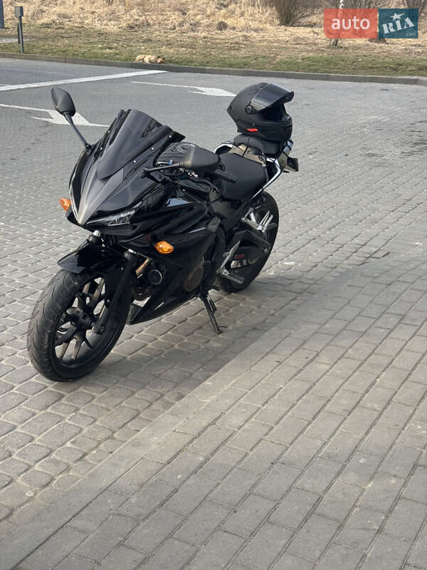 Спортбайк Honda CBR 400R 2017 в Львове