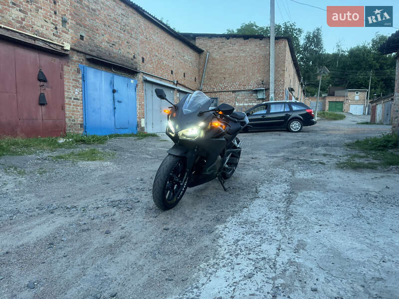 Мотоцикл Супермото (Motard) Honda CBR 400R 2020 в Ромнах фото 4 Мотоцикл Супермото (Motard) Honda CBR 400R 2020 в Ромнах