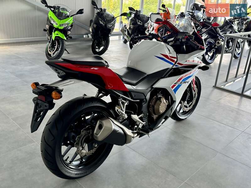 Спортбайк Honda CBR 400R 2017 в Хмельницком