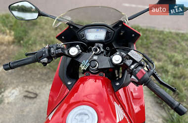 Спортбайк Honda CBR 400R 2013 в 