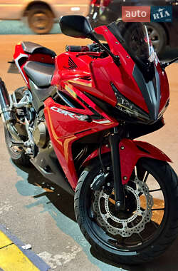 Спортбайк Honda CBR 400R 2017 в Дніпрі