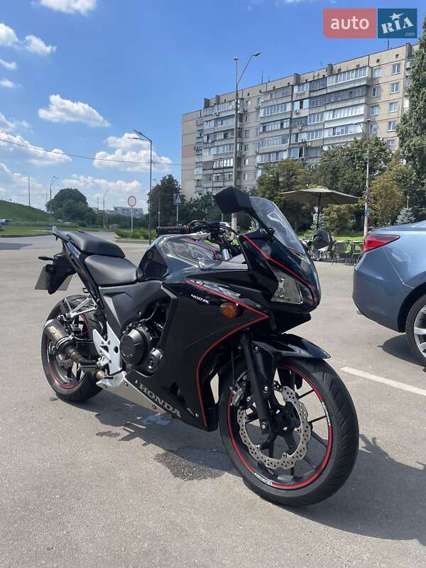 Мотоцикл Спорт-туризм Honda CBR 400R 2017 в 